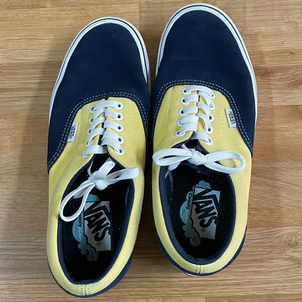 Comfy Cush Van sneakers